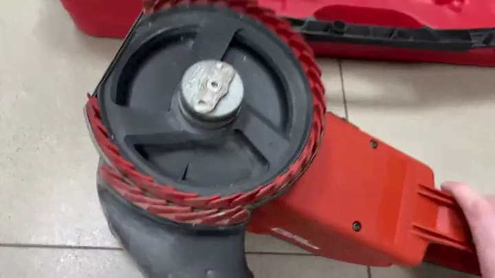 Полировальная машина Hilti